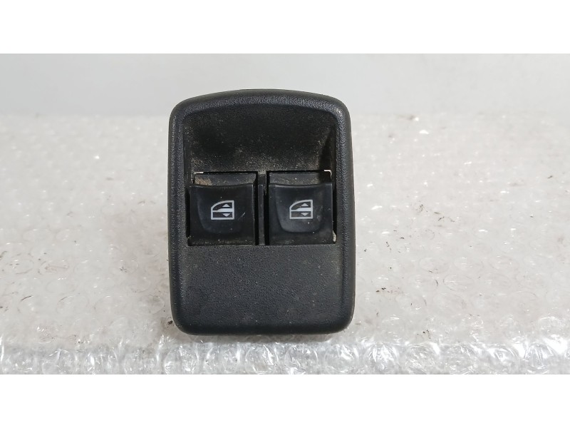 Recambio de mando elevalunas delantero izquierdo para renault kangoo express (fw0/1_) 1.5 dci 75 (fw07, fw10, fw04) referencia O