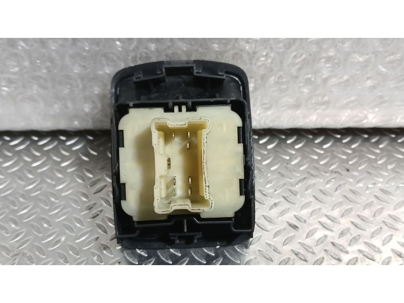 Recambio de mando elevalunas delantero izquierdo para renault kangoo express (fw0/1_) 1.5 dci 75 (fw07, fw10, fw04) referencia O