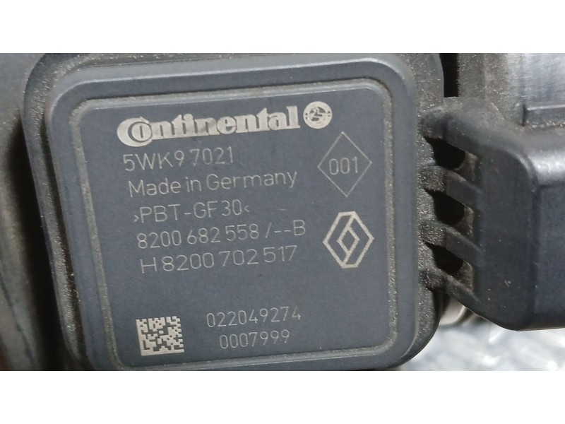 Recambio de caudalimetro para renault megane iii hatchback (bz0/1_, b3_) 1.5 dci referencia OEM IAM 8200682558  