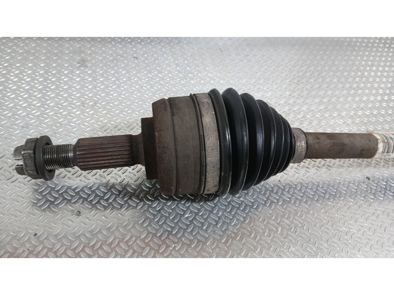 Recambio de transmision delantera izquierda para renault megane iii hatchback (bz0/1_, b3_) 1.5 dci referencia OEM IAM 391016204