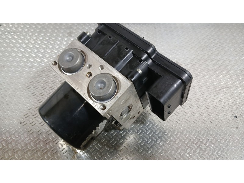Recambio de abs para renault megane iii hatchback (bz0/1_, b3_) 1.5 dci referencia OEM IAM 476602736R  