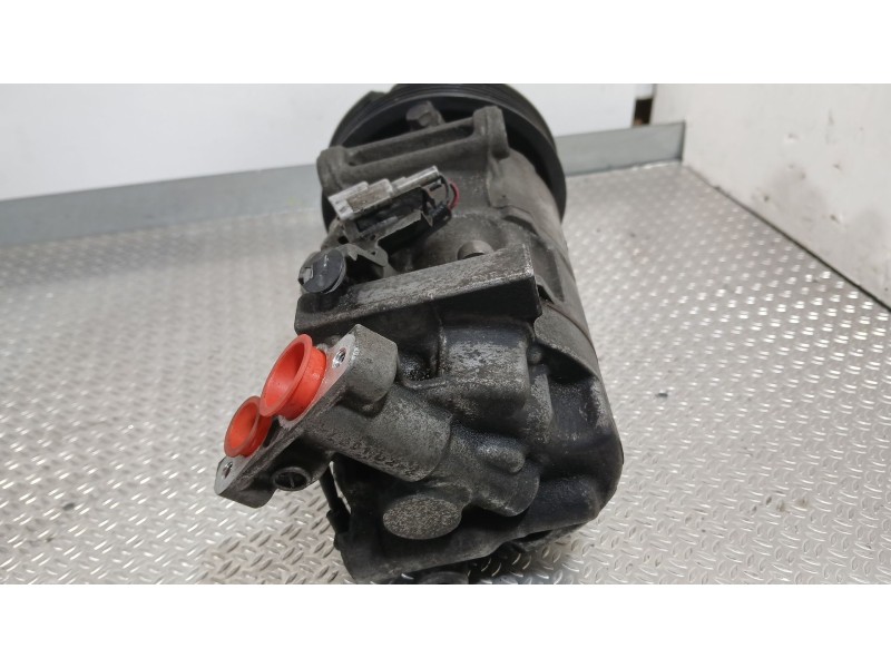 Recambio de compresor aire acondicionado para renault megane iii hatchback (bz0/1_, b3_) 1.5 dci referencia OEM IAM 8200939386 7