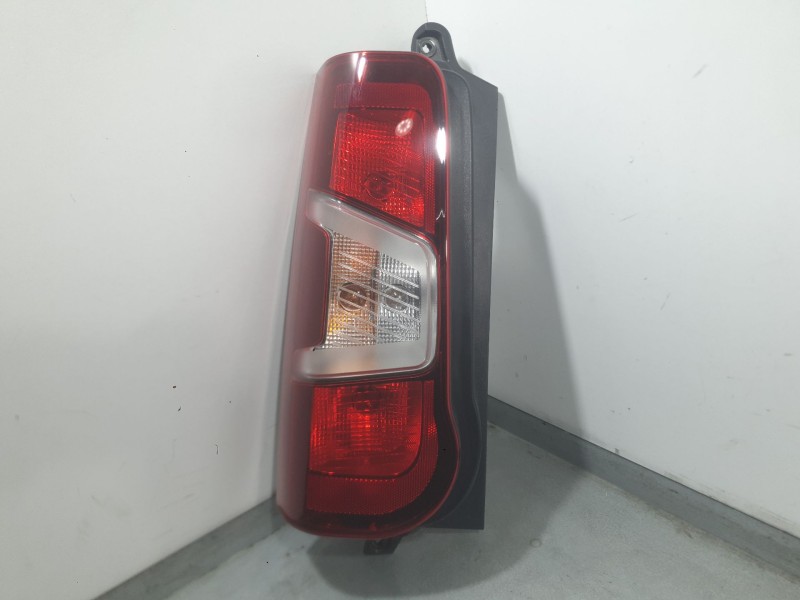 Recambio de piloto trasero izquierdo para fiat doblo furgón/monospace (510_, 511_) bluehdi 100 referencia OEM IAM   