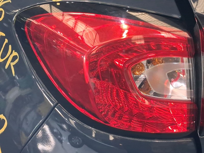 Recambio de piloto trasero izquierdo exterior para renault captur i (j5_, h5_) 1.5 dci 90 referencia OEM IAM 265557367R  