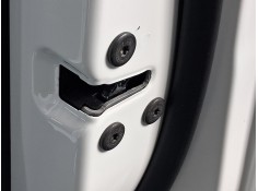 CERRADURA PUERTA DELANTERA DERECHA 8050000Q0F 