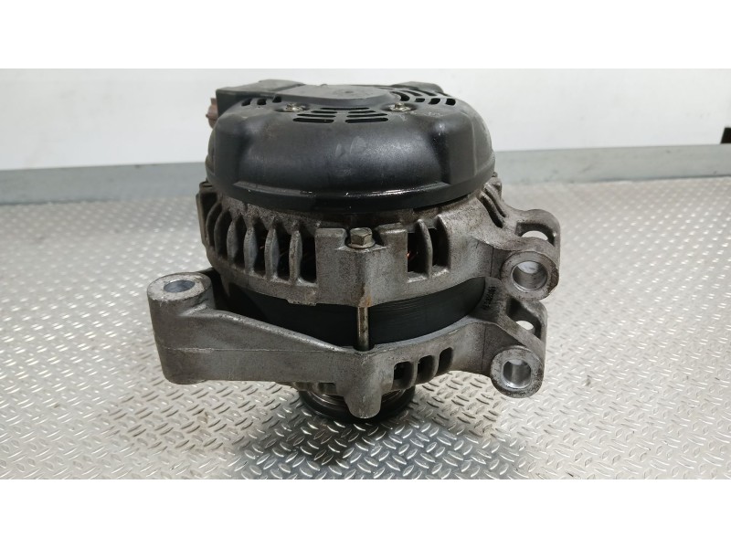 Recambio de alternador para land rover range rover sport v8 td first edition referencia OEM IAM YLE500290  