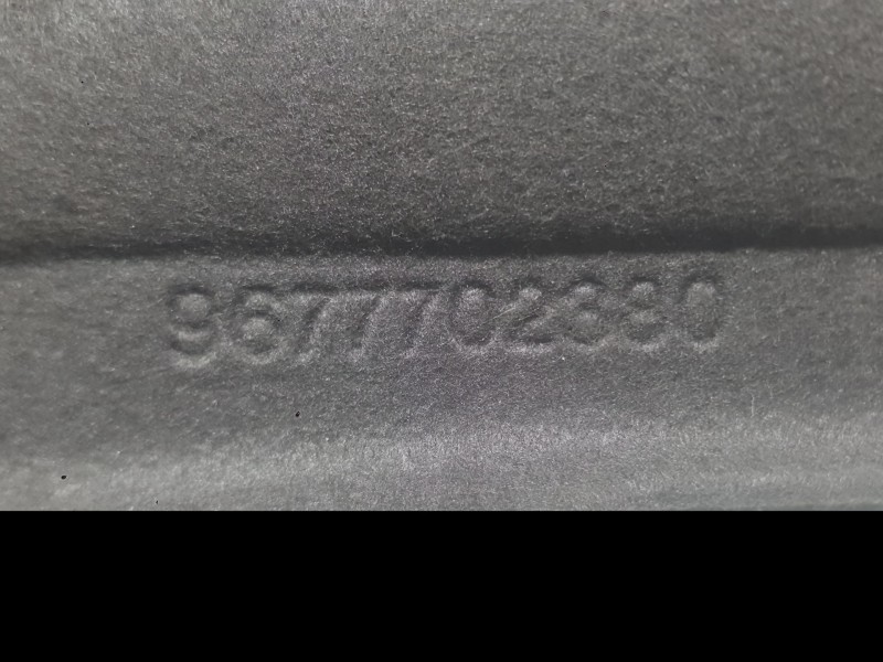 Recambio de bandeja trasera para peugeot 2008 i (cu_) 1.6 bluehdi 100 referencia OEM IAM 96777023ZD  