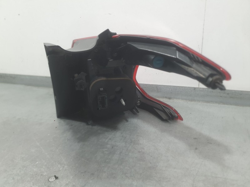 Recambio de piloto trasero izquierdo exterior para peugeot 2008 i (cu_) 1.6 bluehdi 100 referencia OEM IAM 9826730480  