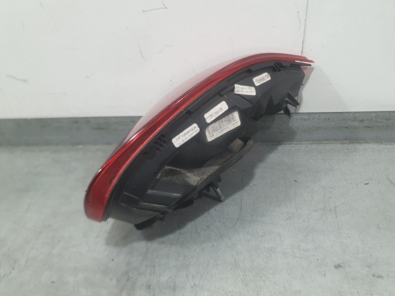 Recambio de piloto trasero izquierdo interior para peugeot 2008 i (cu_) 1.6 bluehdi 100 referencia OEM IAM 9814758480  