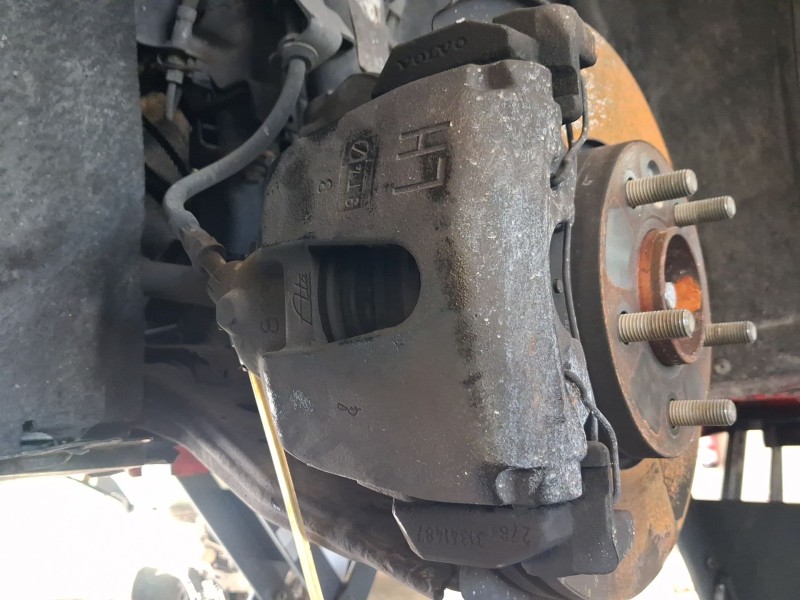 Recambio de pinza freno delantera izquierda para volvo v40 hatchback (525) d2 referencia OEM IAM 36000484  