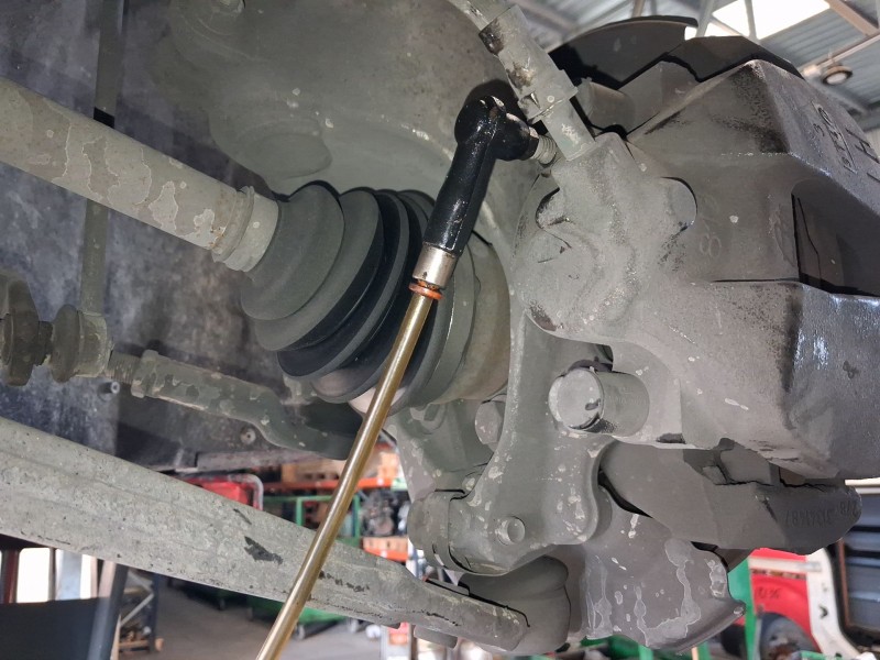 Recambio de mangueta delantera izquierda para volvo v40 hatchback (525) d2 referencia OEM IAM 31387650  