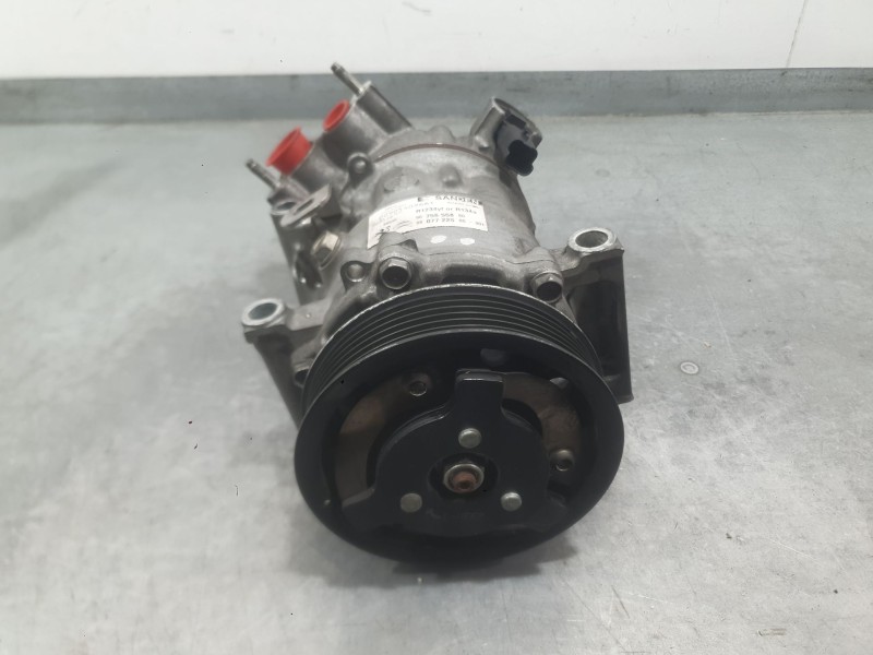 Recambio de compresor aire acondicionado para peugeot 2008 i (cu_) 1.6 bluehdi 100 referencia OEM IAM 9815198580  