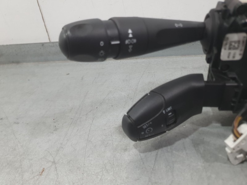 Recambio de mando luces y limpia para peugeot 2008 i (cu_) 1.6 bluehdi 100 referencia OEM IAM 98154507ZD  