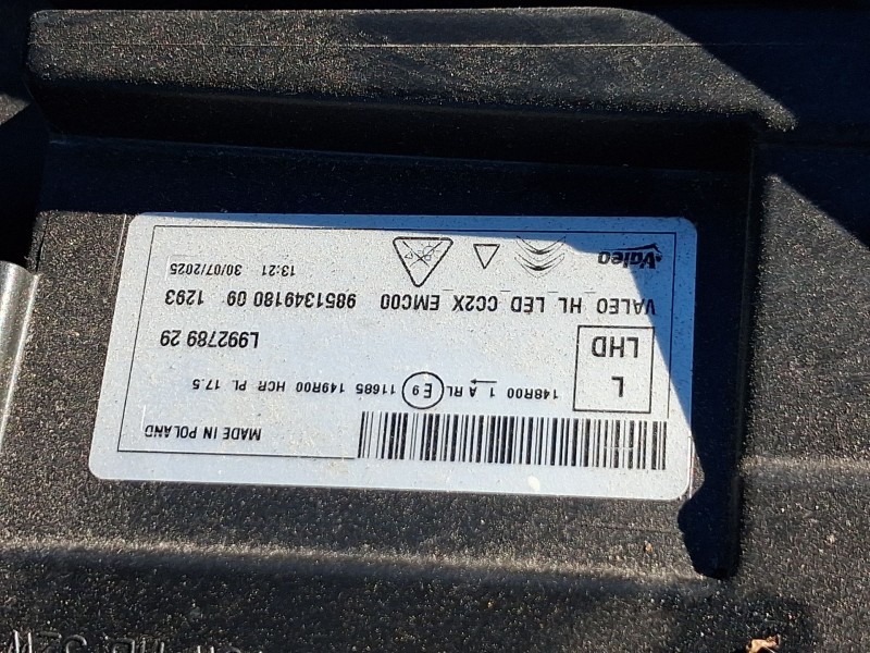 Recambio de faro izquierdo para citroën c3 iv 1.2 puretech referencia OEM IAM 9851349180  
