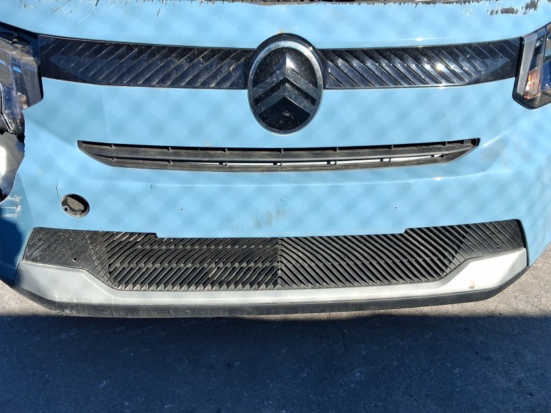 Recambio de rejilla delantera para citroën c3 iv 1.2 puretech referencia OEM IAM   