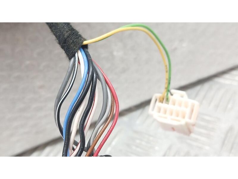 Recambio de retrovisor derecho para peugeot 3008 ii suv (mc_, mr_, mj_, m4_) 1.5 bluehdi 130 referencia OEM IAM 1618047080 ELECT