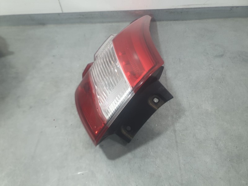 Recambio de piloto trasero izquierdo exterior para nissan qashqai ii (j11, j11_) 1.2 dig-t referencia OEM IAM 265554EA0A  