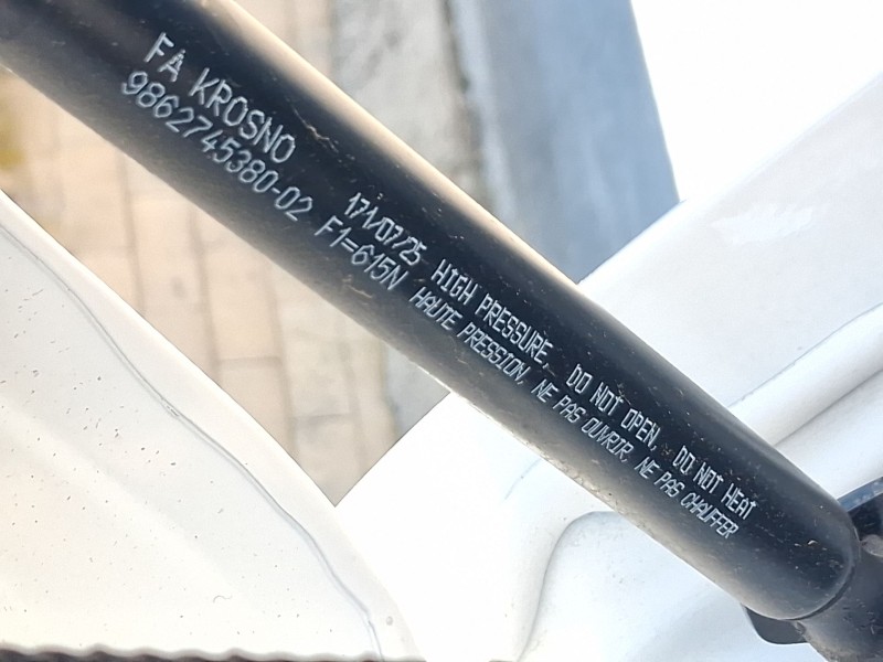 Recambio de amortiguadores maletero / porton para citroën c3 iv 1.2 puretech referencia OEM IAM 9862745380  