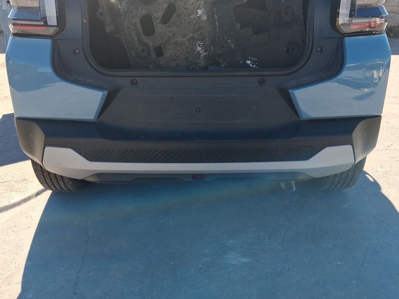 Recambio de paragolpes trasero para citroën c3 iv 1.2 puretech referencia OEM IAM 16945676XT  