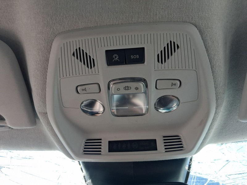 Recambio de luz interior para citroën c3 iv 1.2 puretech referencia OEM IAM 96781445UW  