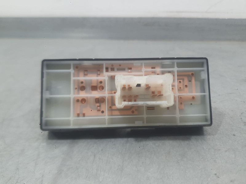 Recambio de mando elevalunas delantero derecho para nissan qashqai ii (j11, j11_) 1.2 dig-t referencia OEM IAM 25411HV02A  