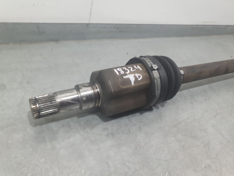 Recambio de transmision trasera derecha para smart fortwo coupé (451) 1.0 (451.331, 451.380) referencia OEM IAM A4513570601  