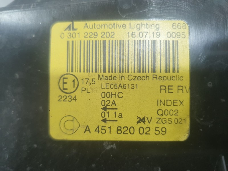Recambio de faro derecho para smart fortwo coupé (451) 1.0 (451.331, 451.380) referencia OEM IAM A4518200259  