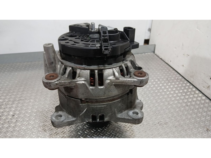 Recambio de alternador para audi a4 b7 avant (8ed) 2.0 tdi 16v referencia OEM IAM 06B903016PX 06F903023F 