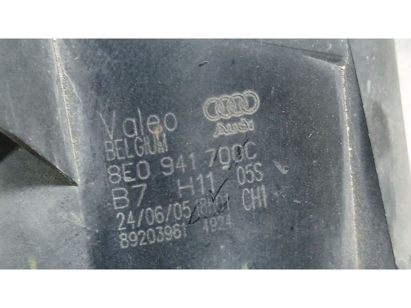 Recambio de faro antiniebla derecho para audi a4 b7 avant (8ed) 2.0 tdi 16v referencia OEM IAM 8E0941700E  