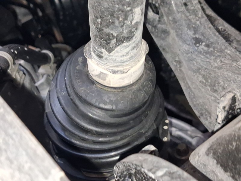 Recambio de transmision delantera izquierda para citroën c3 iv 1.2 puretech referencia OEM IAM 9845786980  