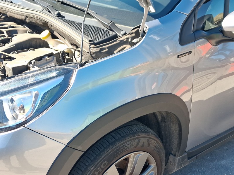 Recambio de aleta delantera izquierda para peugeot 2008 i (cu_) 1.2 puretech 82 referencia OEM IAM 9822104980  