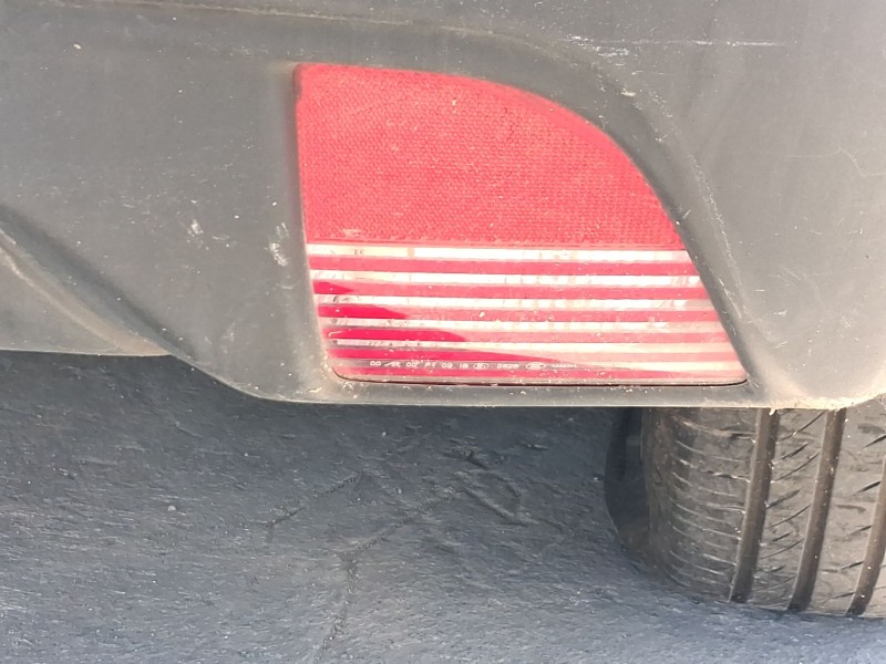 Recambio de piloto trasero derecho paragolpes para peugeot 2008 i (cu_) 1.2 puretech 82 referencia OEM IAM 6350GJ  