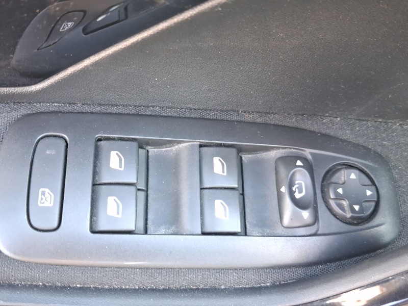 Recambio de mando elevalunas delantero izquierdo para peugeot 2008 i (cu_) 1.2 puretech 82 referencia OEM IAM 96749624ZD  