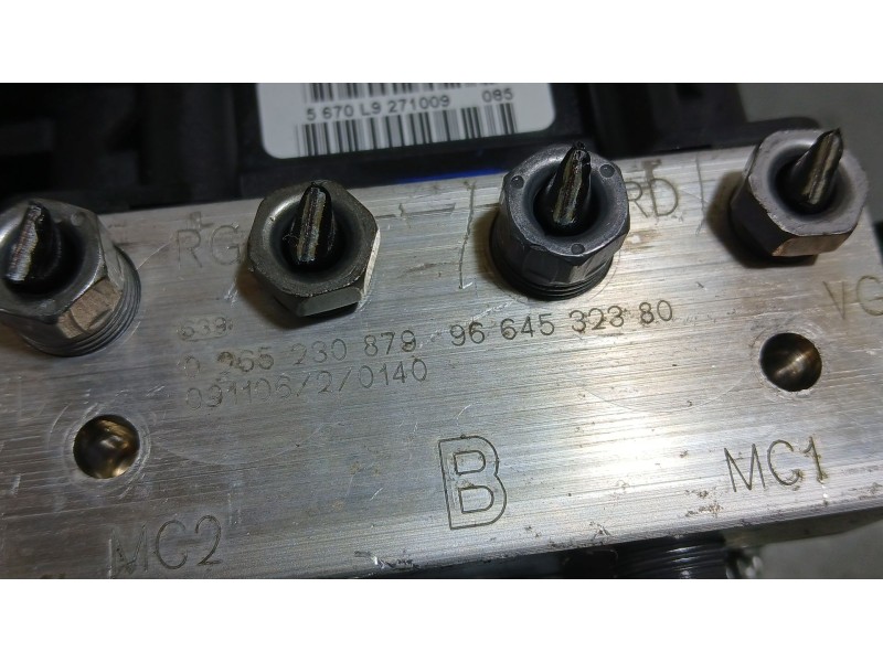 Recambio de abs para peugeot 3008 i monospace (0u_) 1.6 hdi referencia OEM IAM 1607510480  