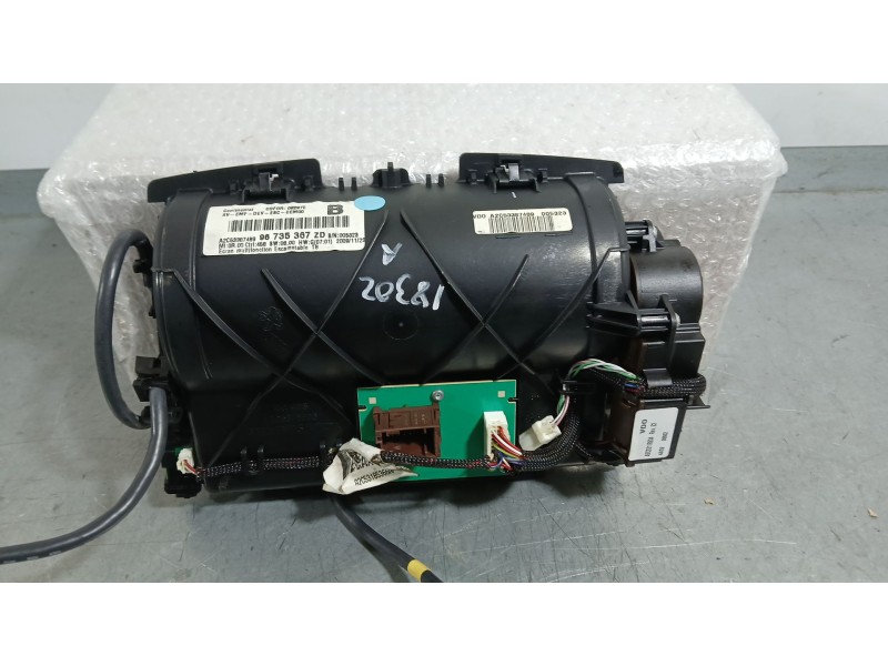 Recambio de sistema navegacion gps para peugeot 3008 i monospace (0u_) 1.6 hdi referencia OEM IAM   