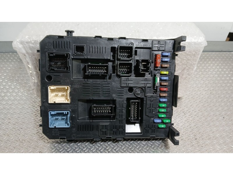 Recambio de caja reles / fusibles para peugeot 3008 i monospace (0u_) 1.6 hdi referencia OEM IAM 6500CC  