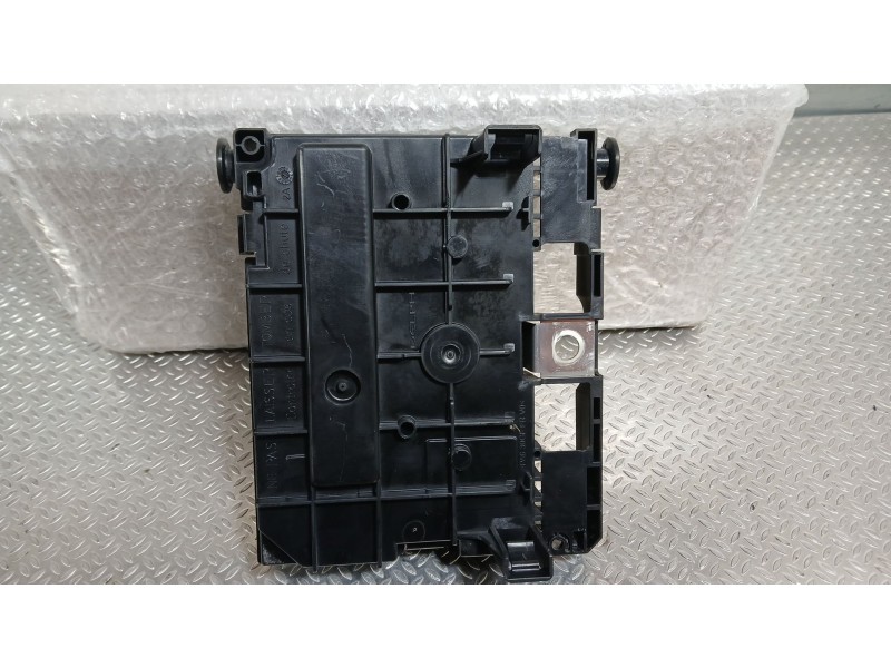 Recambio de caja reles / fusibles para peugeot 3008 i monospace (0u_) 1.6 hdi referencia OEM IAM 9807028580  