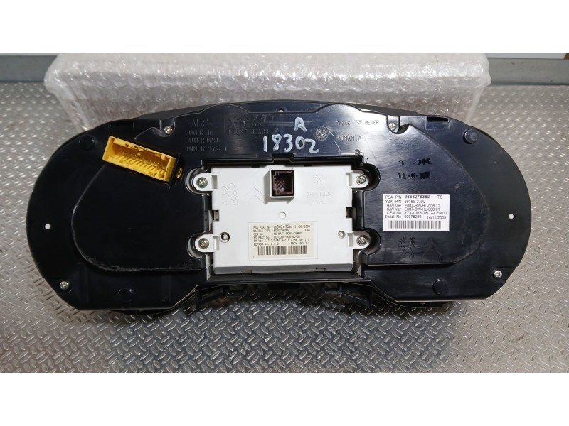 Recambio de cuadro instrumentos para peugeot 3008 i monospace (0u_) 1.6 hdi referencia OEM IAM 9805170680  