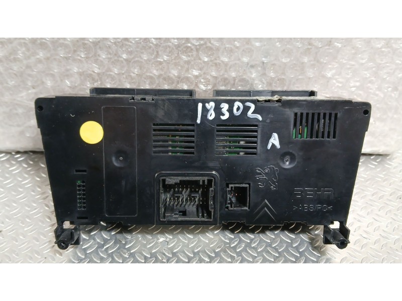 Recambio de mando climatizador para peugeot 3008 i monospace (0u_) 1.6 hdi referencia OEM IAM 6452W5  