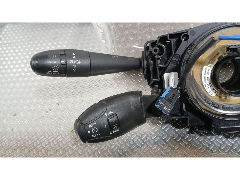 Recambio de mando luces y limpia para peugeot 3008 i monospace (0u_) 1.6 hdi referencia OEM IAM 96773911ZD  