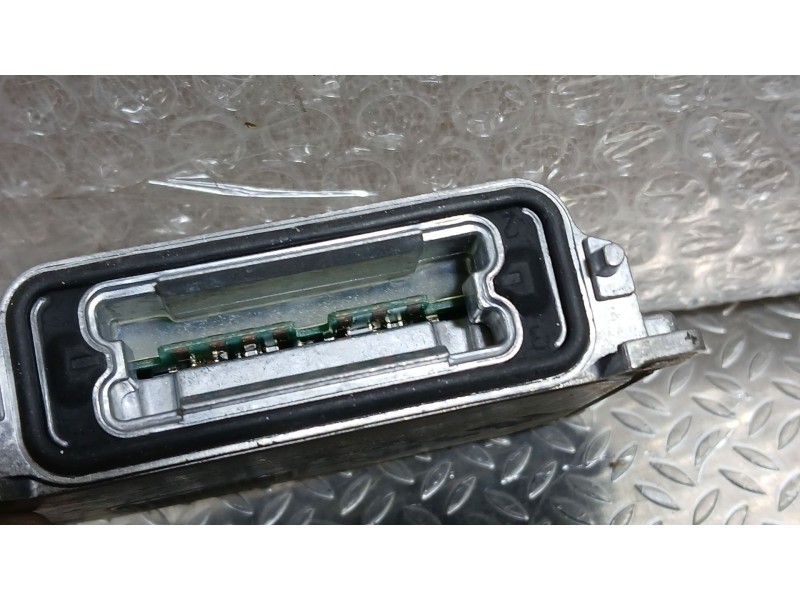 Recambio de centralita faro para peugeot 3008 i monospace (0u_) 1.6 hdi referencia OEM IAM   