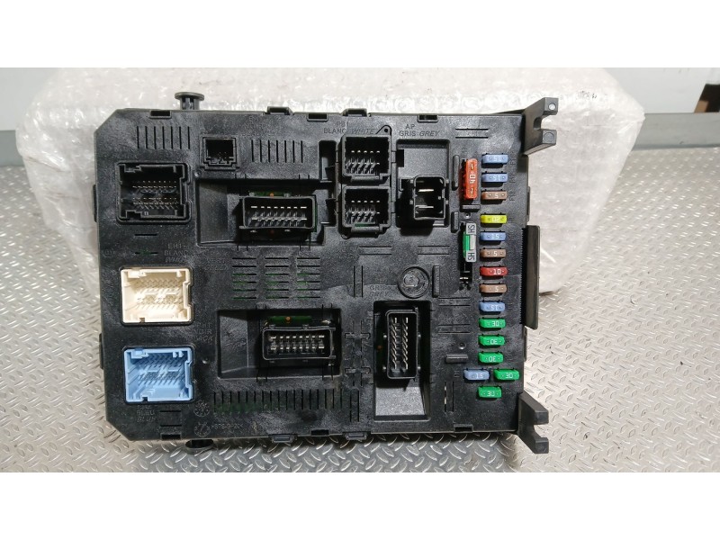 Recambio de caja reles / fusibles para citroën c4 picasso i monospace (ud_) 2.0 hdi 138 referencia OEM IAM 6500FG  