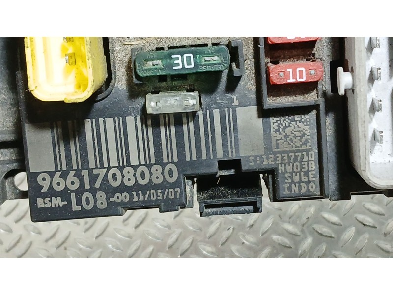 Recambio de caja reles / fusibles para citroën c4 picasso i monospace (ud_) 2.0 hdi 138 referencia OEM IAM   