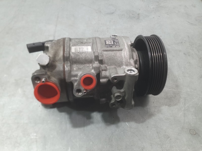 Recambio de compresor aire acondicionado para volkswagen golf vii (5g1, bq1, be1, be2) 1.4 tsi referencia OEM IAM 5Q0816803D  