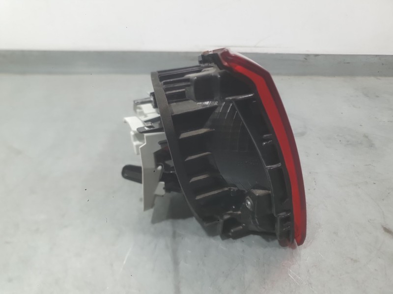 Recambio de piloto trasero izquierdo interior para volkswagen golf vii (5g1, bq1, be1, be2) 1.4 tsi referencia OEM IAM 5G0945093