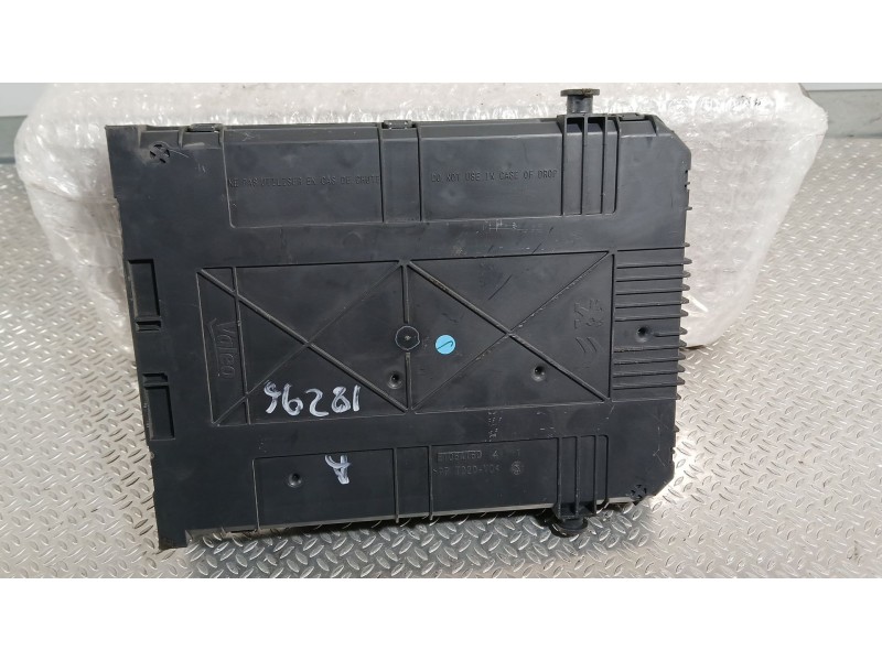 Recambio de caja reles / fusibles para citroën c-elysee (dd_) 1.2 vti 72 (ddhmy0) referencia OEM IAM   