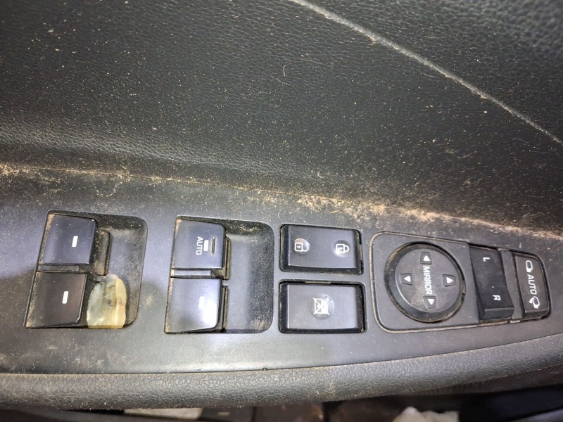 Recambio de mando elevalunas delantero izquierdo para hyundai tucson (tl, tle) 1.7 crdi referencia OEM IAM 93570D30414X  