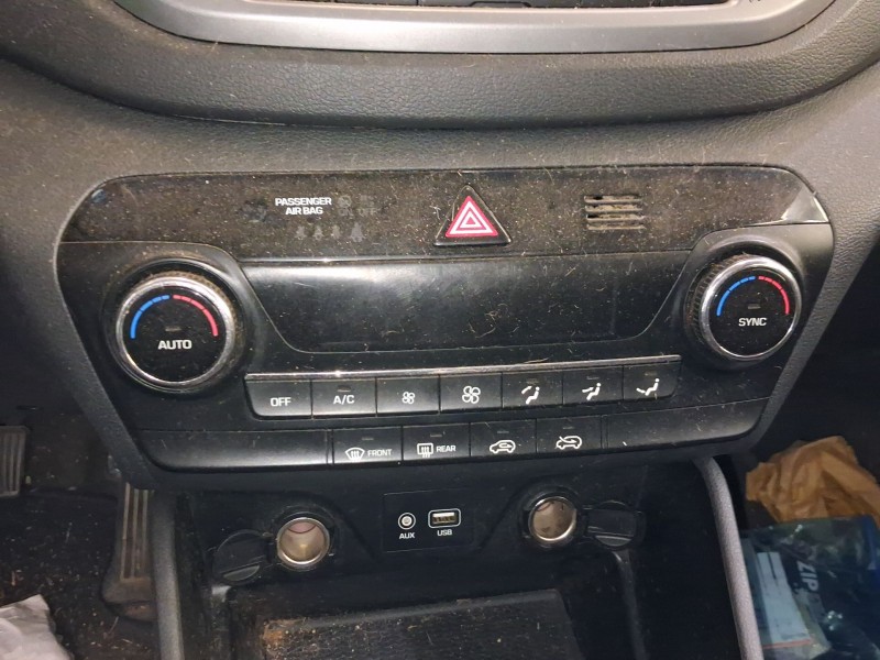 Recambio de mando climatizador para hyundai tucson (tl, tle) 1.7 crdi referencia OEM IAM   