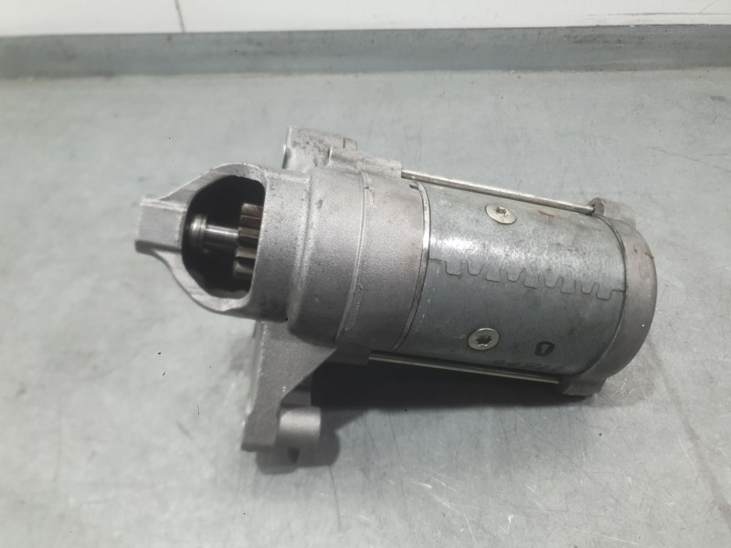 Recambio de motor arranque para peugeot 2008 ii (ud_, us_, uy_, uj_, ur_, uc_) 1.5 bluehdi 130 referencia OEM IAM 9832577880  