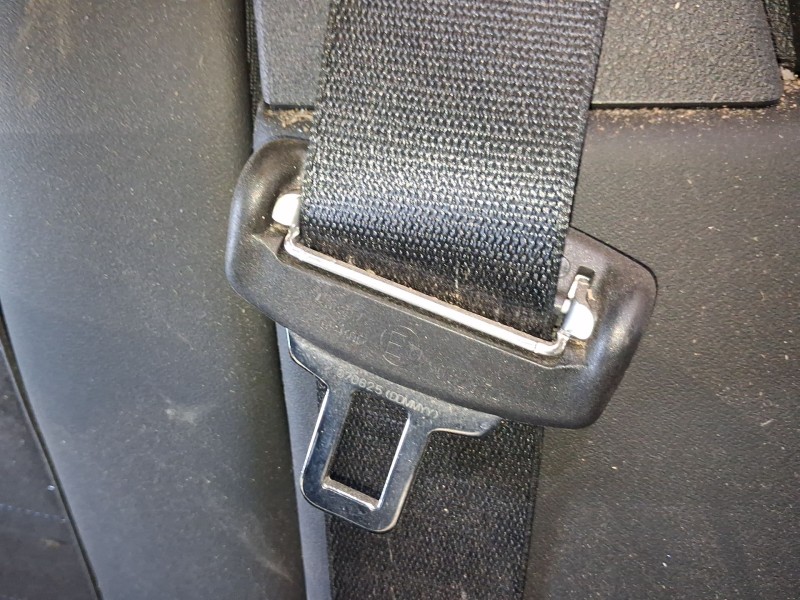Recambio de cinturon seguridad trasero izquierdo para bmw serie 1 (f70) 116i referencia OEM IAM 72115B3E9B3  